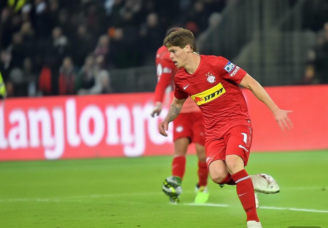 德甲焦点战：门兴格拉德巴赫VS莱比锡红牛，普莱亚对决恩昆库，进球大战一触即发！